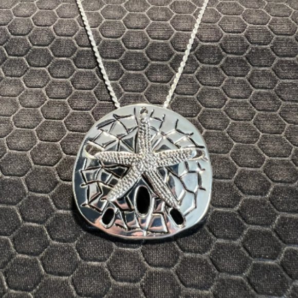 Venice By The Sea Jewelry Jewelry - Sand Dollar and Star Fish Necklace 18K White Gold Plated